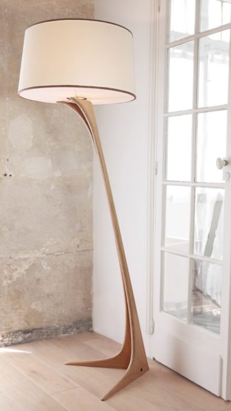 Lampe pole dance en bois artisanale : luminaires par